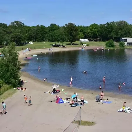 Luxe Met Ruime Veranda & Airco, Vlakbij Toverland Chalet Sevenum