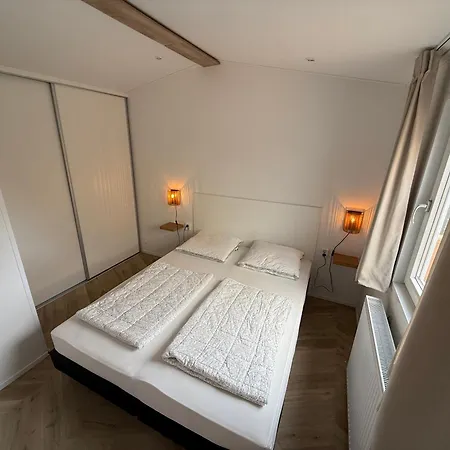 Chalet Luxe Met Ruime Veranda & Airco, Vlakbij Toverland