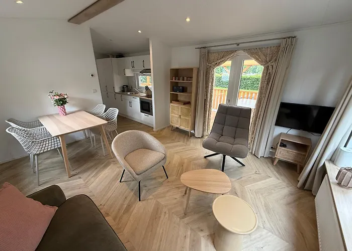 Luxe Met Ruime Veranda & Airco, Vlakbij Toverland