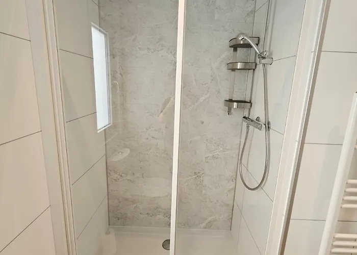 Chalé Luxe Met Ruime Veranda & Airco, Vlakbij Toverland *