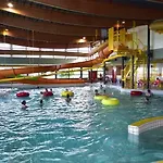 샬레 Luxe Met Ruime Veranda & Airco, Vlakbij Toverland