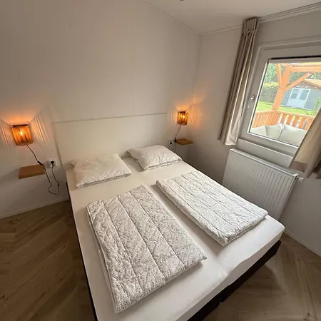 Luxe Met Ruime Veranda & Airco, Vlakbij Toverland Sevenum
